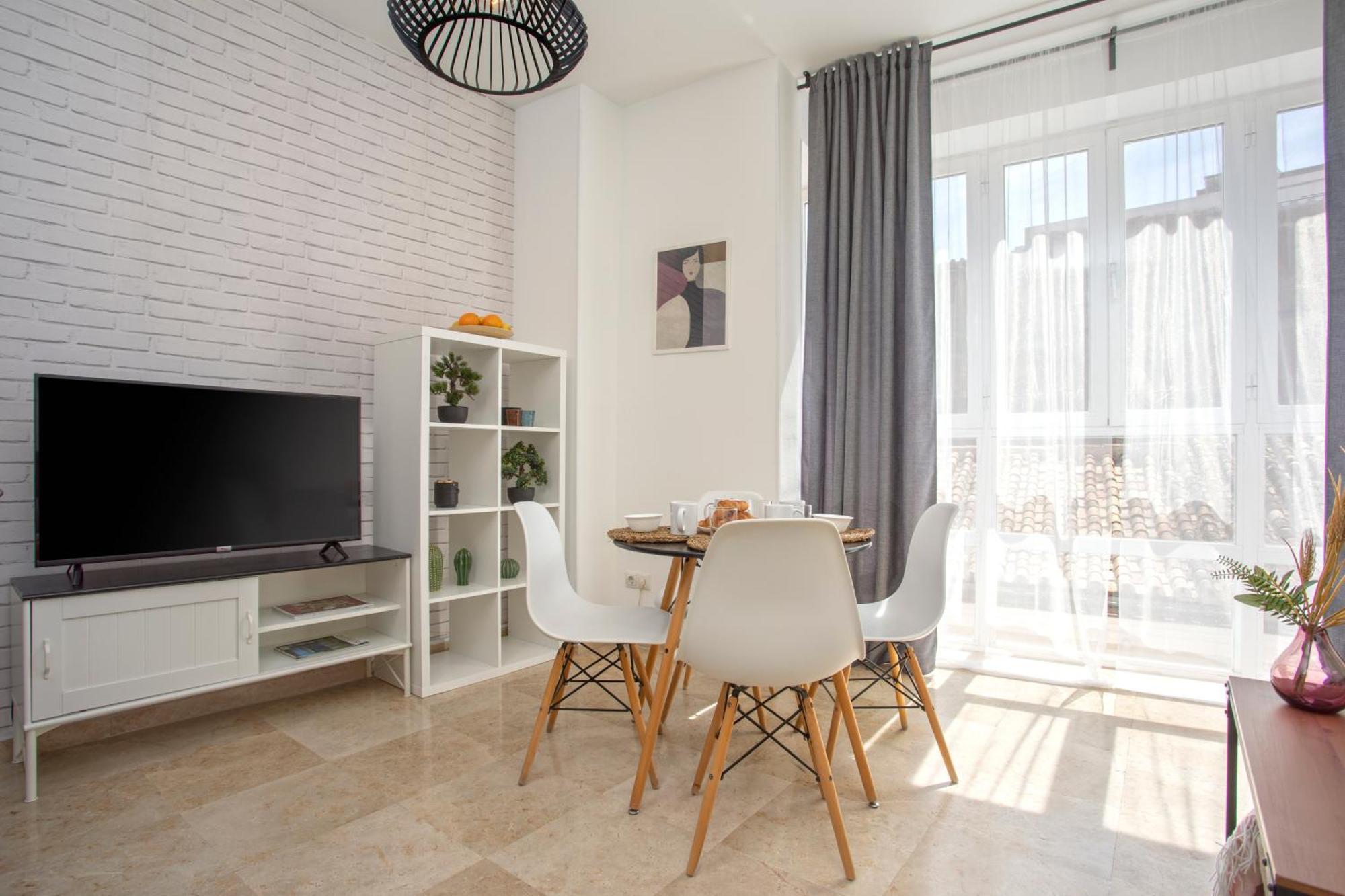 Precioso Apartamento En Pleno Centro By Rent Me Málaga Esterno foto