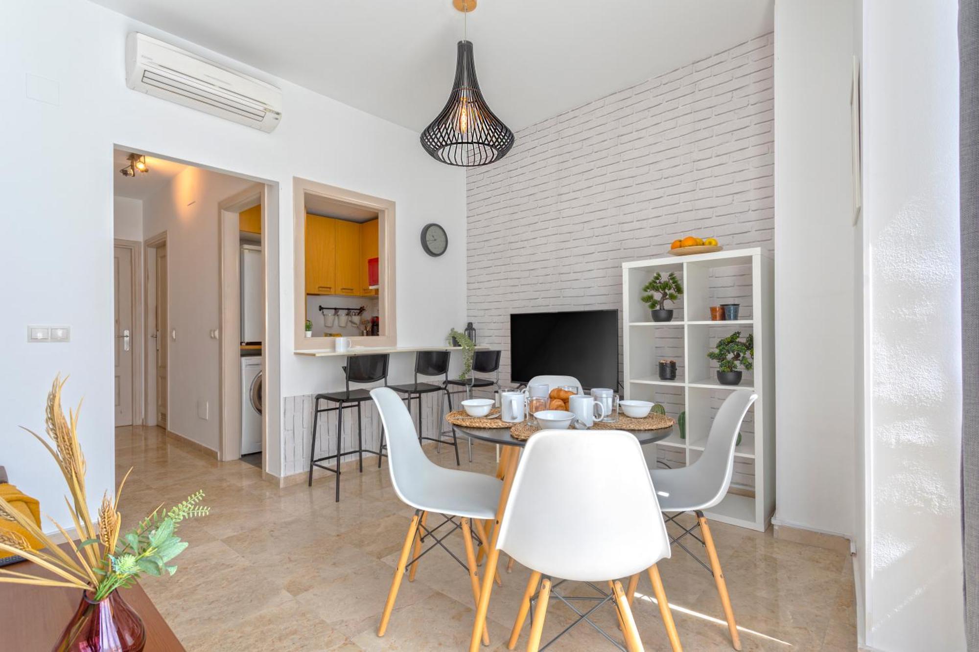 Precioso Apartamento En Pleno Centro By Rent Me Málaga Esterno foto