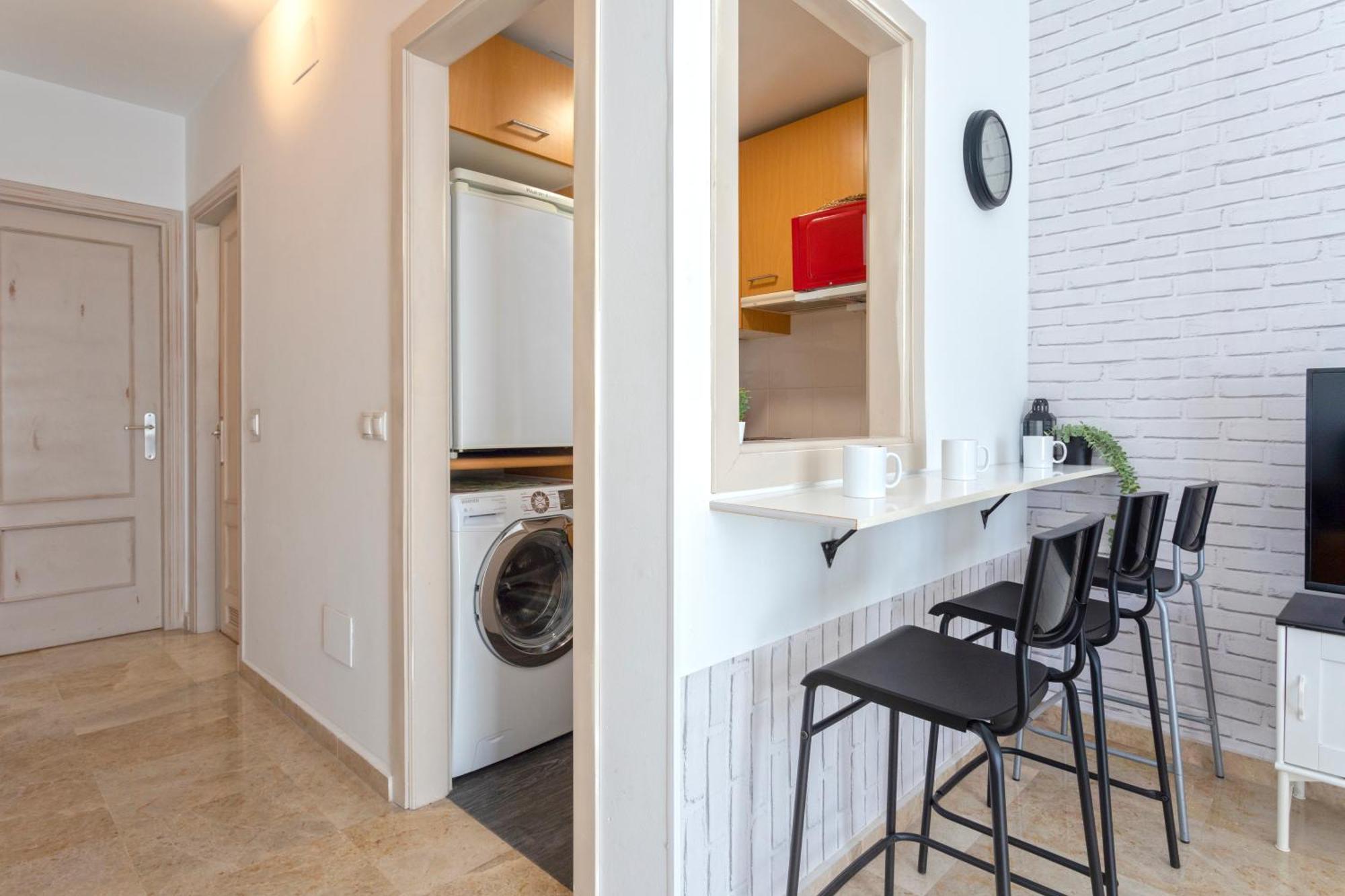 Precioso Apartamento En Pleno Centro By Rent Me Málaga Esterno foto